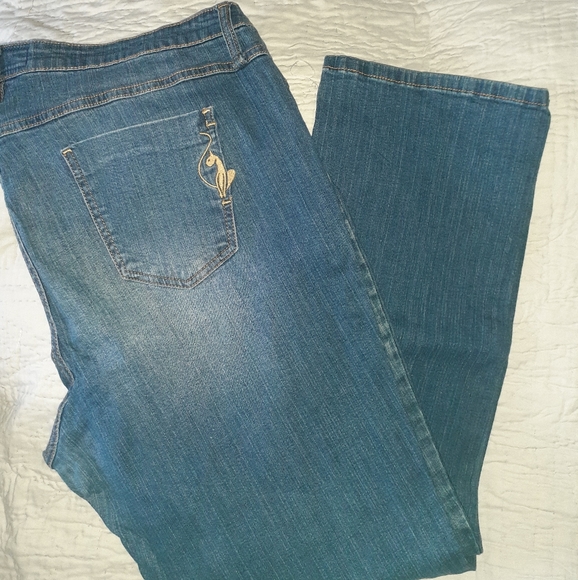 Womens jeans - Picture 6 of 10